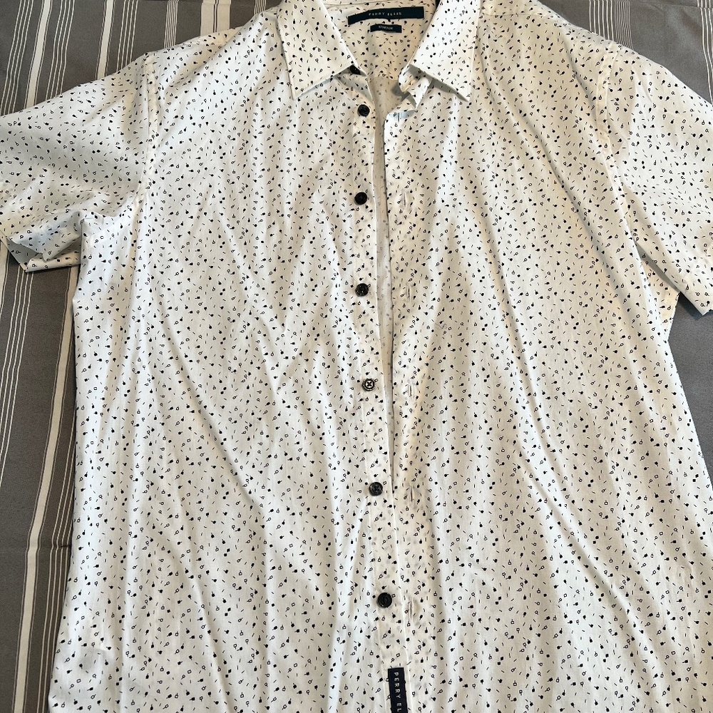 Men’s Perry Ellis Button Up